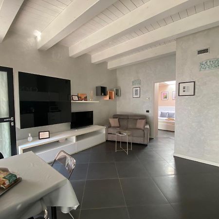 Apartament Casamartanavigli Mediolan Zewnętrze zdjęcie